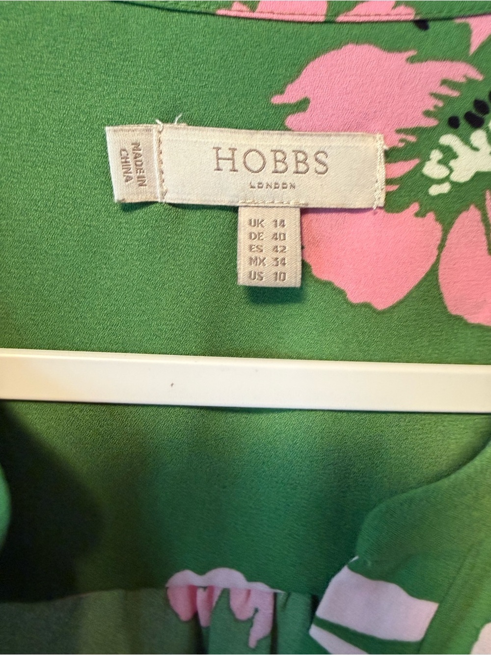 Hobbs Sutton Floral Blouse Size 10 | Euc | $105 Retail — image 4 of 6